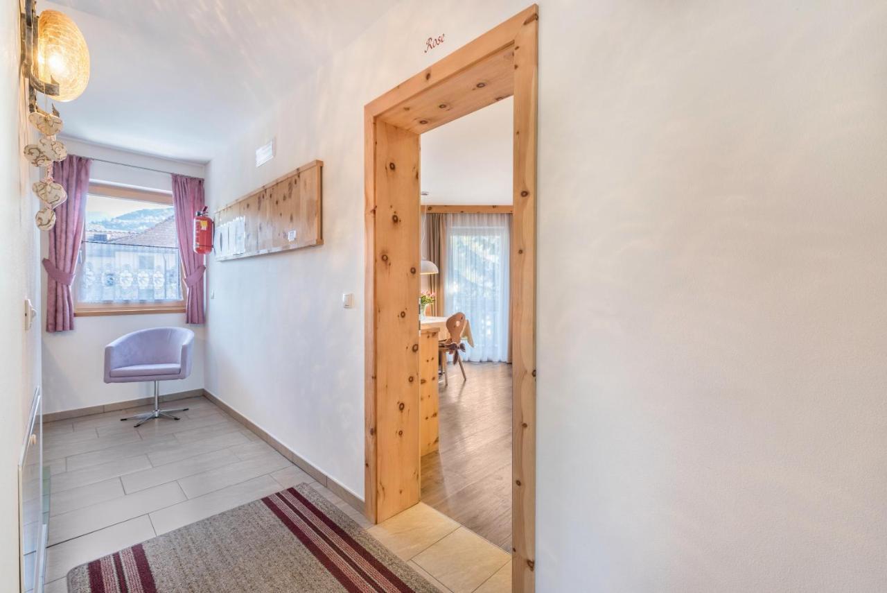 Superior Apartments Marialisa Rose Chiusa Dış mekan fotoğraf